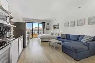 Photo #5: 2605932 Listing 