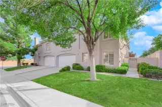 Photo #1: 2605981 Listing