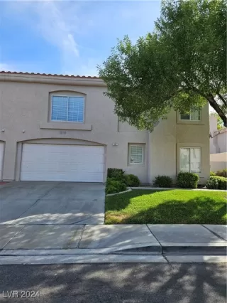 Photo #2: 2605981 Listing