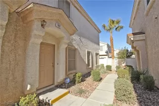 Photo #1: 2605989 Listing 