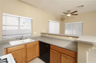 Photo #4: 2605989 Listing 