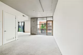 Photo #1: 2606022 Listing 