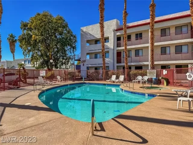 MLS: 2606037 Condo For Sale