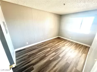 Photo #6: 2606037 Listing 