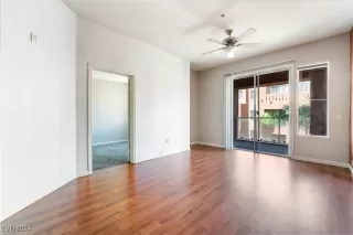 Photo #6: 2606045 Listing 