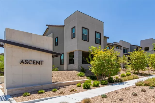 MLS: 2606046 Condo For Sale