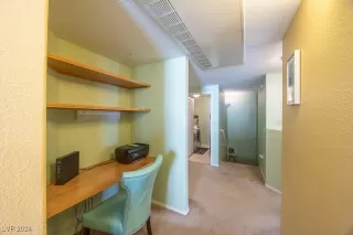 Photo #5: 2606094 Listing