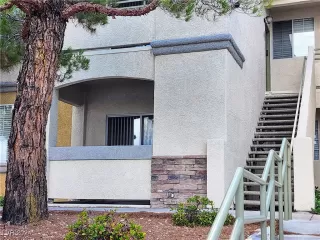 Photo #1: 2606150 Listing 