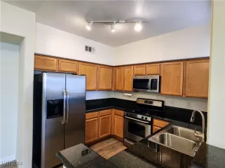 Photo #6: 2606150 Listing 