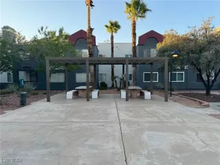 Photo #2: 2606163 Listing 