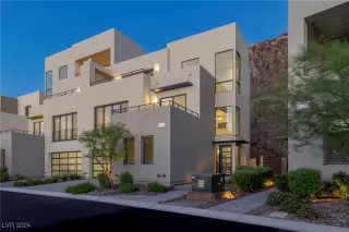 Photo #2: 2606164 Listing 