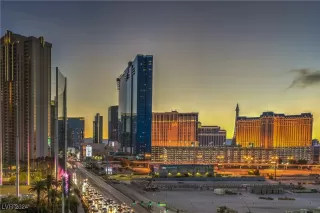 Photo #2: 2606170 Listing