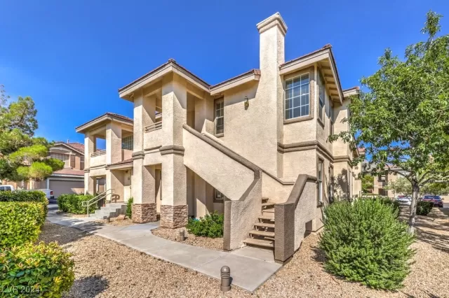 MLS: 2606178 Condo For Sale