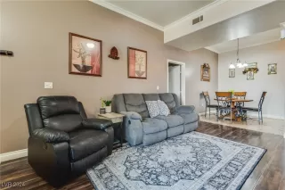 Photo #1: 2606201 Listing