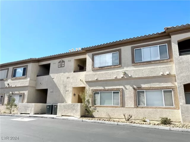 MLS: 2606213 Condo For Sale