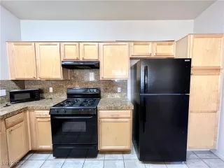 Photo #6: 2606213 Listing 