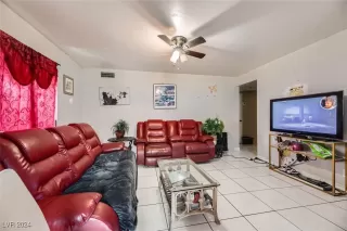 Photo #2: 2606216 Listing 