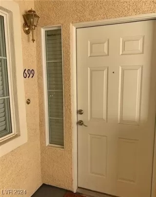 Photo #1: 2606236 Listing 