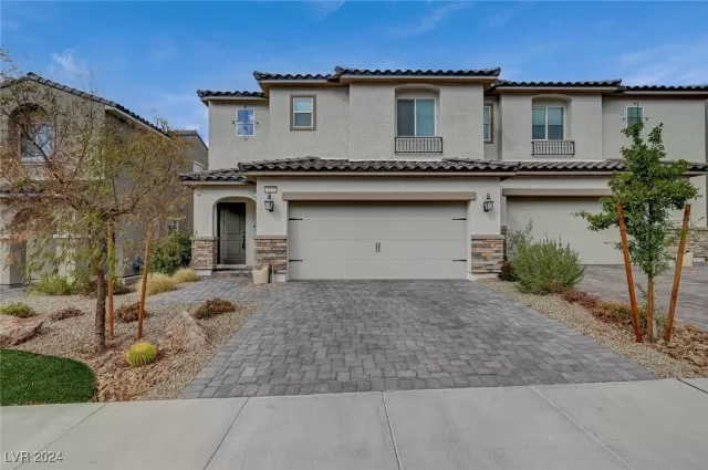 MLS: 2606252 Condo For Sale