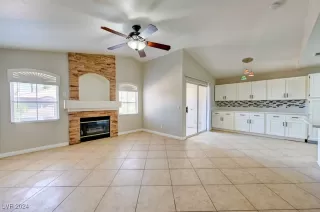 Photo #1: 2606279 Listing