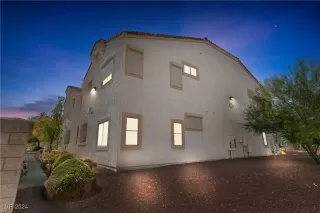 Photo #1: 2606298 Listing