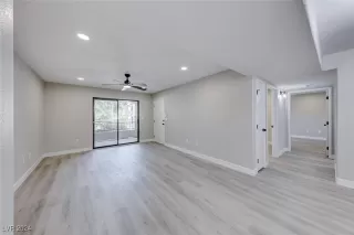 Photo #3: 2606301 Listing