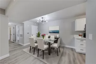 Photo #5: 2606301 Listing