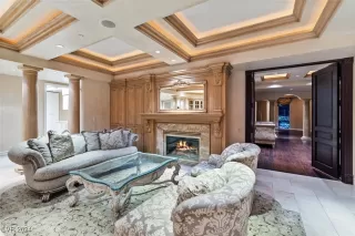 Photo #5: 2606314 Listing 