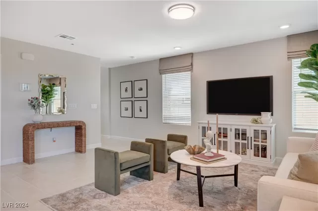 MLS: 2606334 Condo For Sale