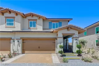 Photo #3: 2606343 Listing