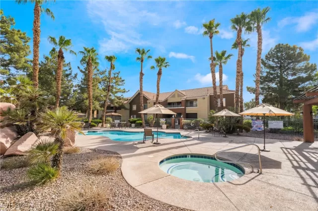 MLS: 2606346 Condo For Sale