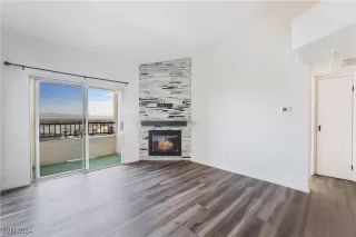 Photo #1: 2606346 Listing 