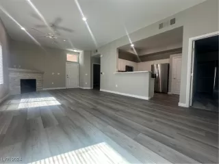 Photo #3: 2606351 Listing 