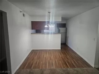 Photo #2: 2606360 Listing 