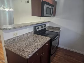 Photo #4: 2606360 Listing 