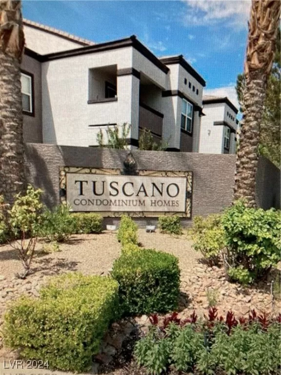 MLS: 2606401 Condo For Sale