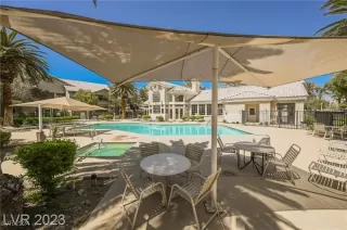 Photo #4: 2606404 Listing 