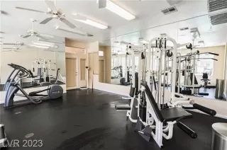 Photo #5: 2606404 Listing 