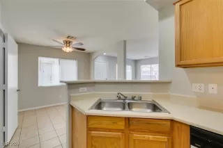 Photo #6: 2606425 Listing