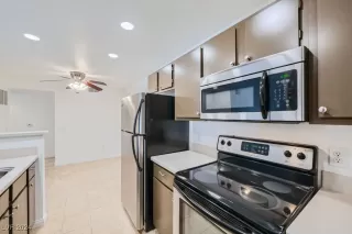 Photo #4: 2606450 Listing 