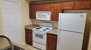 Photo #2: 2606480 Listing