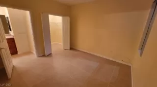 Photo #3: 2606480 Listing