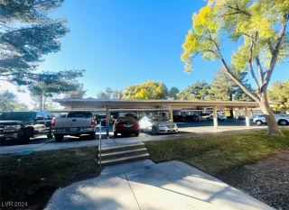 Photo #2: 2606490 Listing