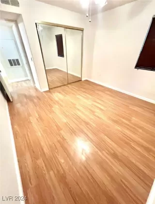 Photo #4: 2606490 Listing