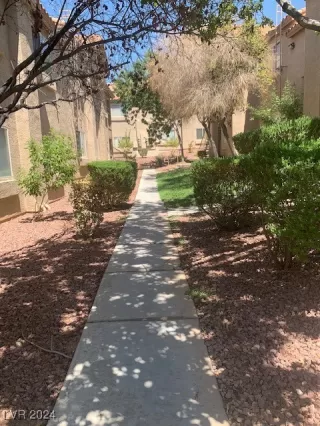 Photo #1: 2606495 Listing 