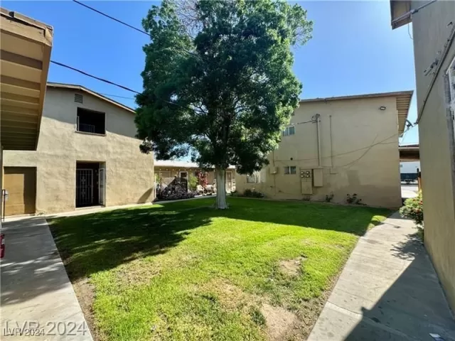 MLS: 2606512 Condo For Sale