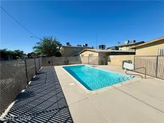 Photo #6: 2606512 Listing