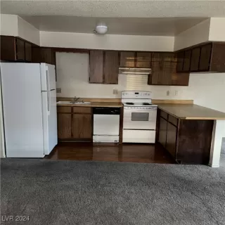 Photo #1: 2606520 Listing 