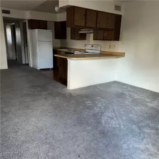 Photo #2: 2606520 Listing 