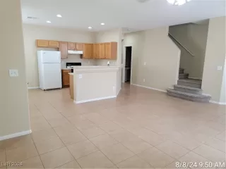 Photo #3: 2606540 Listing 